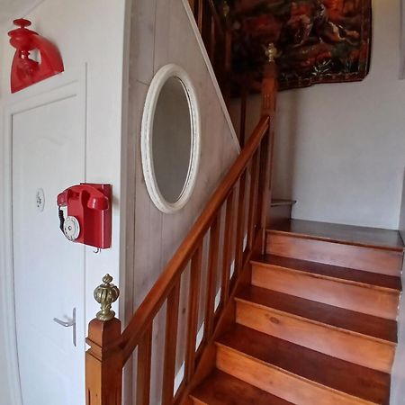 B&B Chez Annie Saint-Martin-de-Gurçon 외부 사진